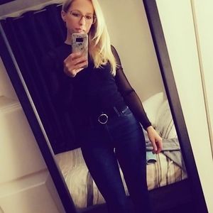 Meet your Posher, Ursula